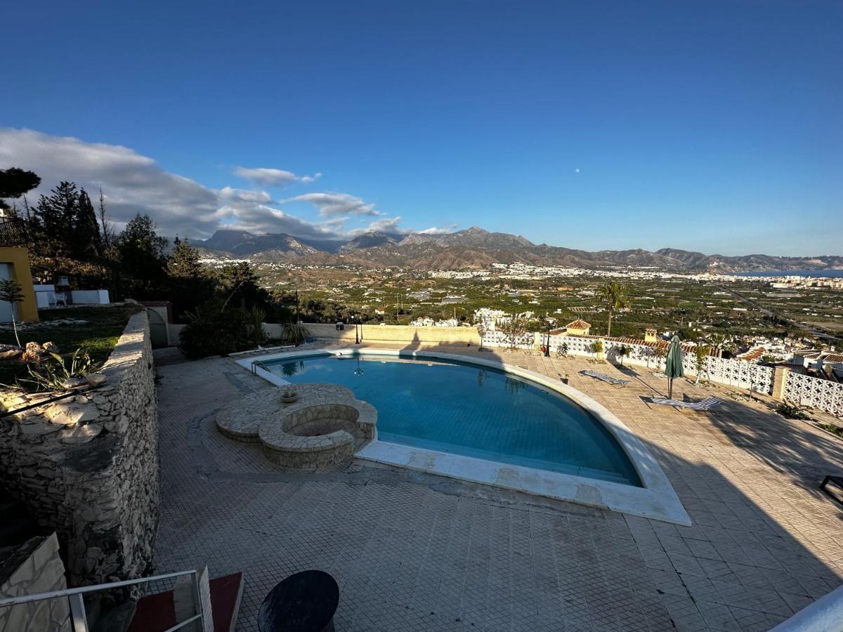 Villa Carmen Nerja Eksteriør billede