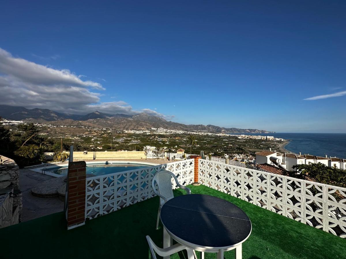 Villa Carmen Nerja Eksteriør billede